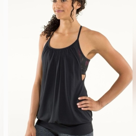 lululemon athletica Tops - Lululemon Athletica Black Camisole Top Size 6